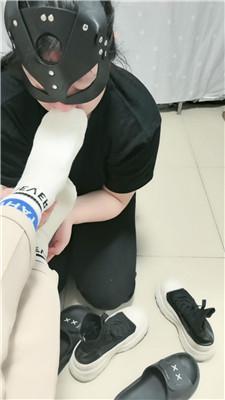 图片[6]-【璃茉老师】脏鞋臭棉袜气味辱母畜 JS250212-24-绳艺套路资源网