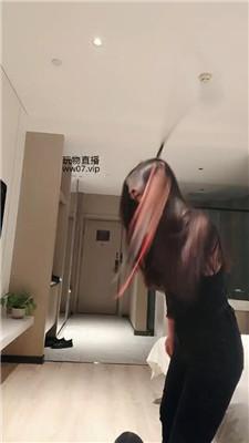 图片[2]-【夏夏】长靴踩踏-舔脏鞋-骑马耳光 bf50649-绳艺套路资源网