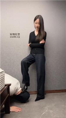 图片[1]-【狗哥】白领S-高跟短靴白袜踩虐 bf50466-绳艺套路资源网